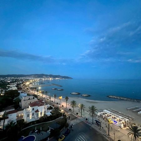 Entire Apartment , 2 Bedrooms Newly Remodeled Center Sitges Barcelona 외부 사진