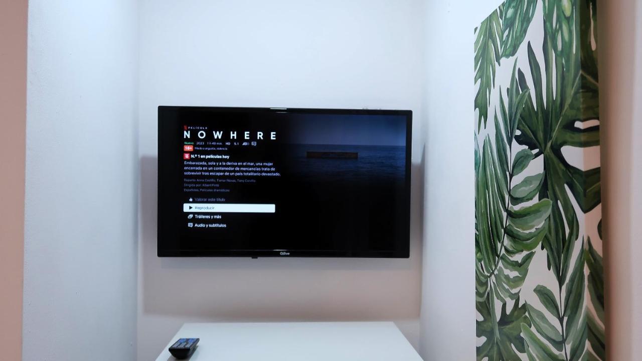 Entire Apartment , 2 Bedrooms Newly Remodeled Center Sitges Barcelona 외부 사진